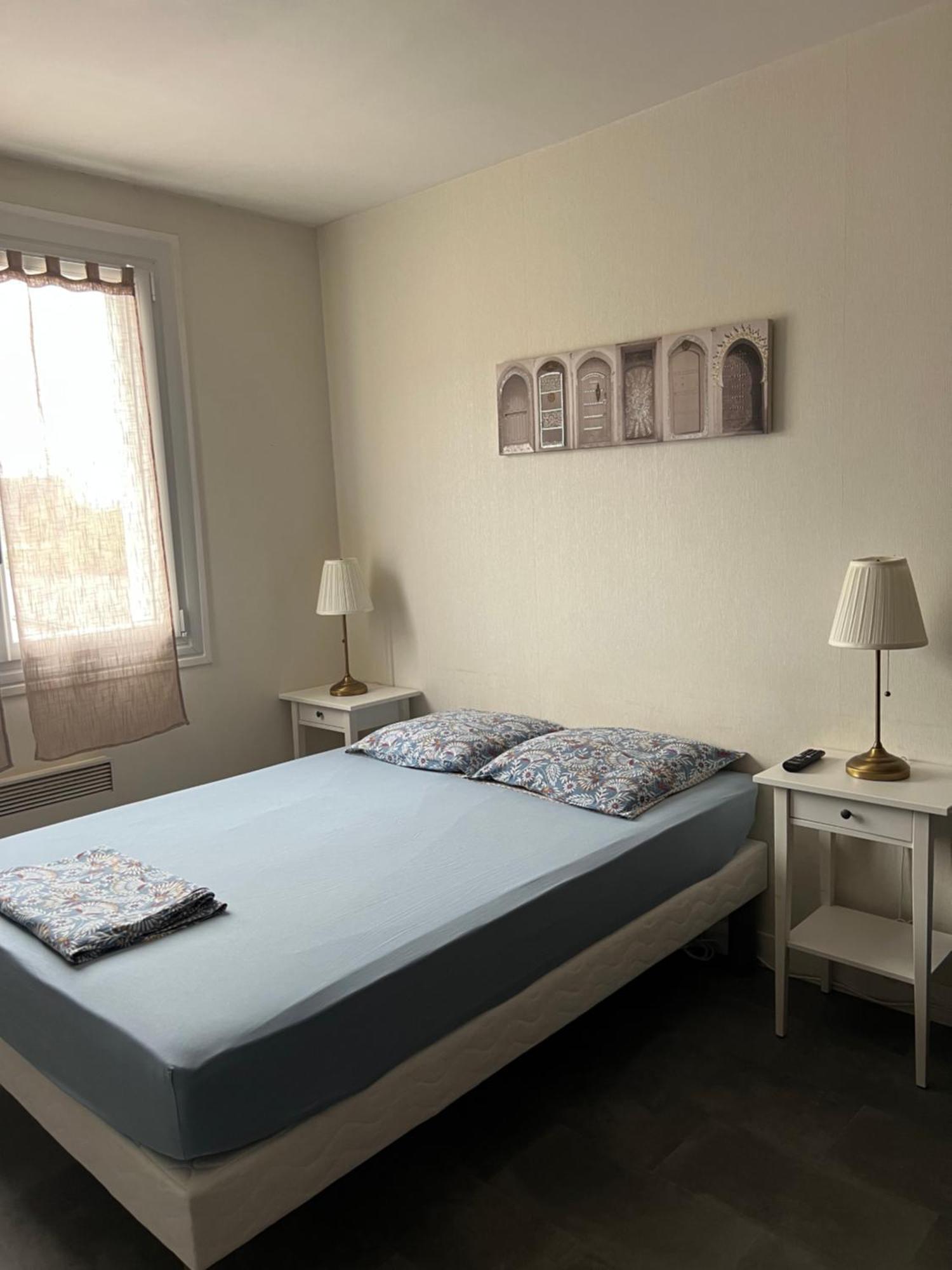Joli Studio Avec Parking Prive, Bien Situe Moulins (Allier) Exterior foto